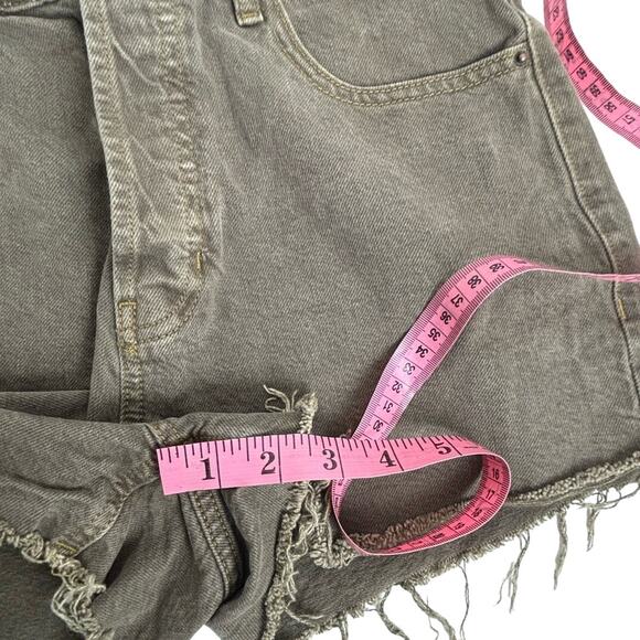 PacSun Vintage High Rise Brown Button Fly Frayed Hem Cutoff Shorts Size 27 - Picture 7 of 12
